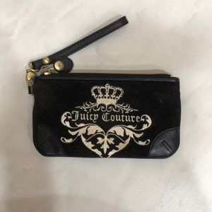 Juicy Couture 🎀 Velvet/ Leather Wristlet